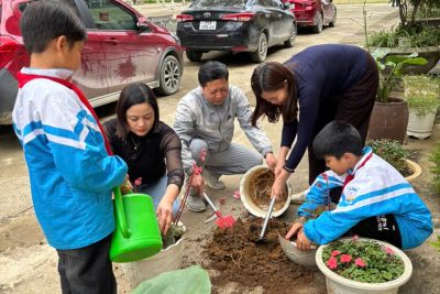 TRƯỜNG TIỂU HỌC QUẢNG LẠC TỔ CHỨC  TRỒNG CÂY, TRỒNG HOA XUÂN BÍNH NGỌ 2026